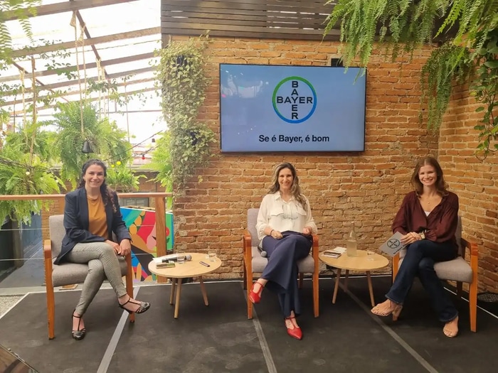 Estudo da Quiddity destaca o papel transformador da mulher no agronegócio brasileiro, contribuindo para a modernização sustentável do setor